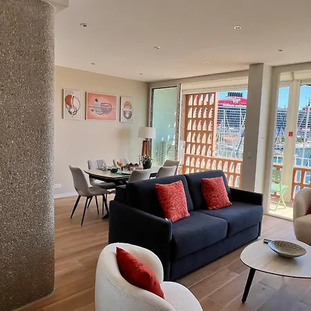 Appartement Superbe 2 Pieces, Terrasse Face Au Port Et