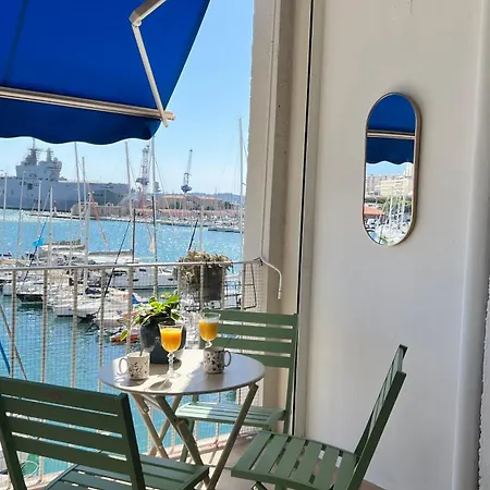 Superbe 2 Pieces, Terrasse Face Au Port Et * 툴롱